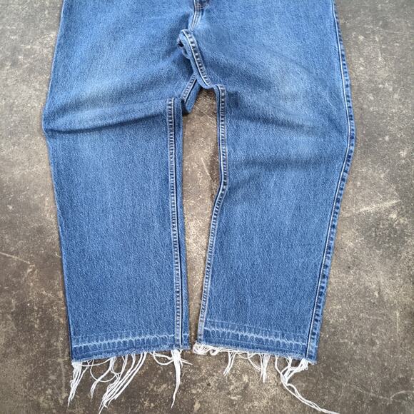 Vintage Levi's Baggy Crop Jeans Mens 40 Blue Raw Hem Loose Relaxed 90s - Picture 3 of 9